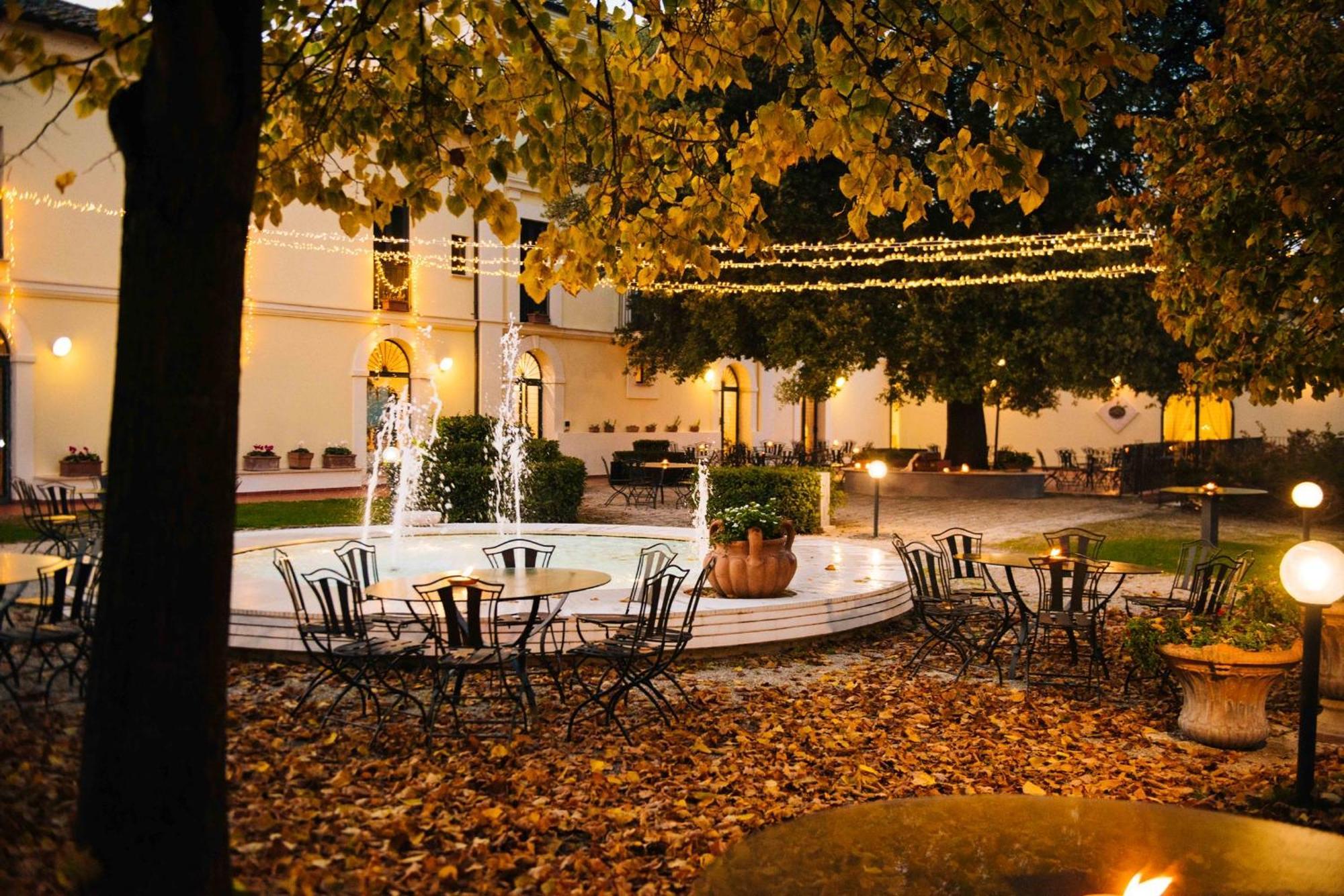 Hotel Casale Delle Arti Mosciano SantʼAngelo Exteriér fotografie